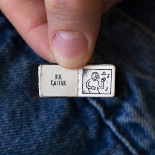 Illustration for article titled Start Your Weekend Right By Checking Out This Tiny Book of Awesome